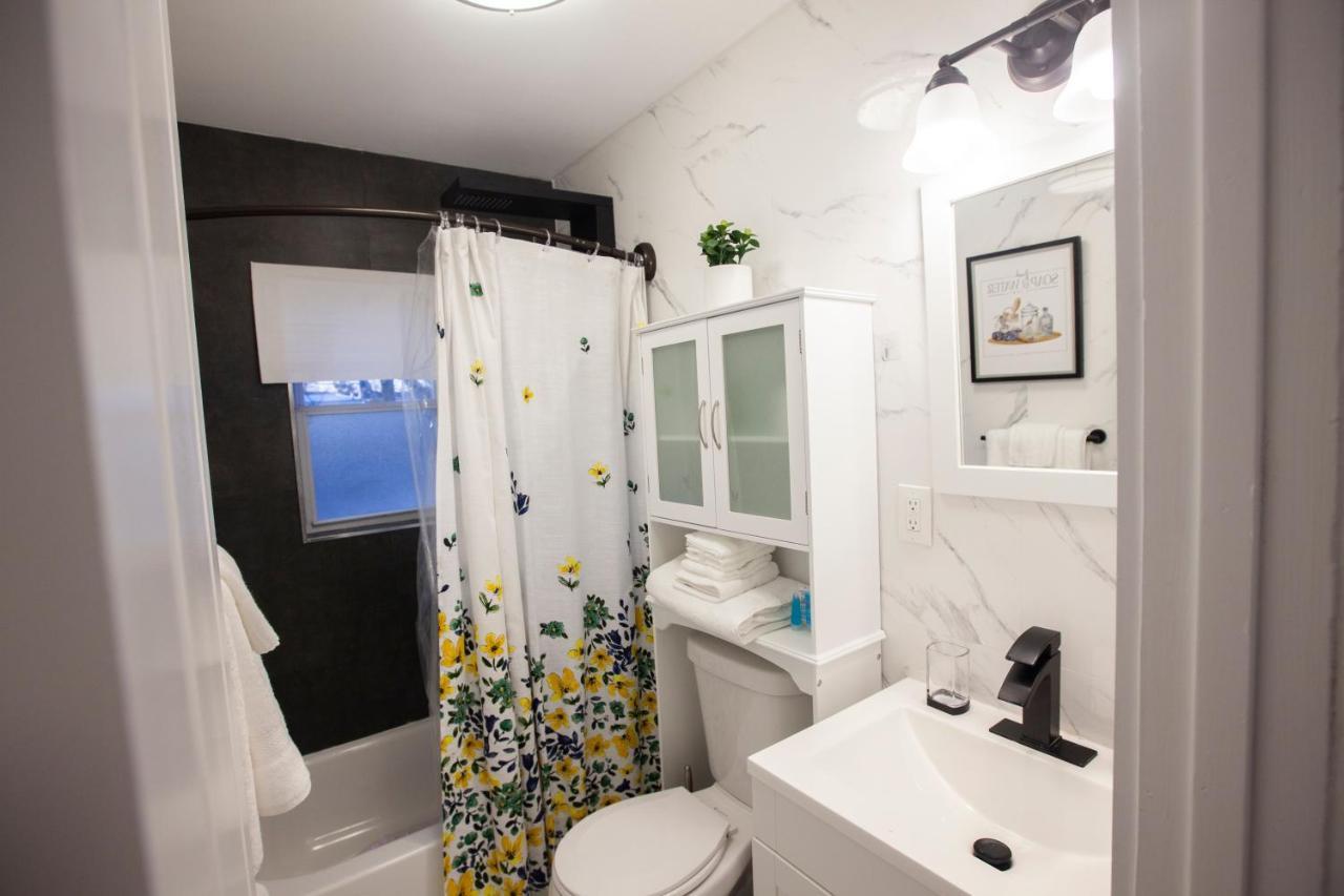 Alafia- Cozy Jfk Area Home - This Property Is A Hosted Property Meaning The Host Live On Site Ню Йорк Екстериор снимка