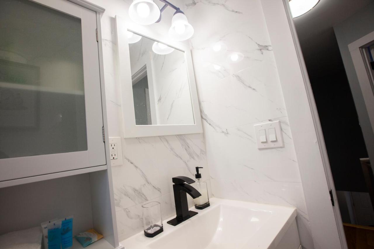 Alafia- Cozy Jfk Area Home - This Property Is A Hosted Property Meaning The Host Live On Site Ню Йорк Екстериор снимка